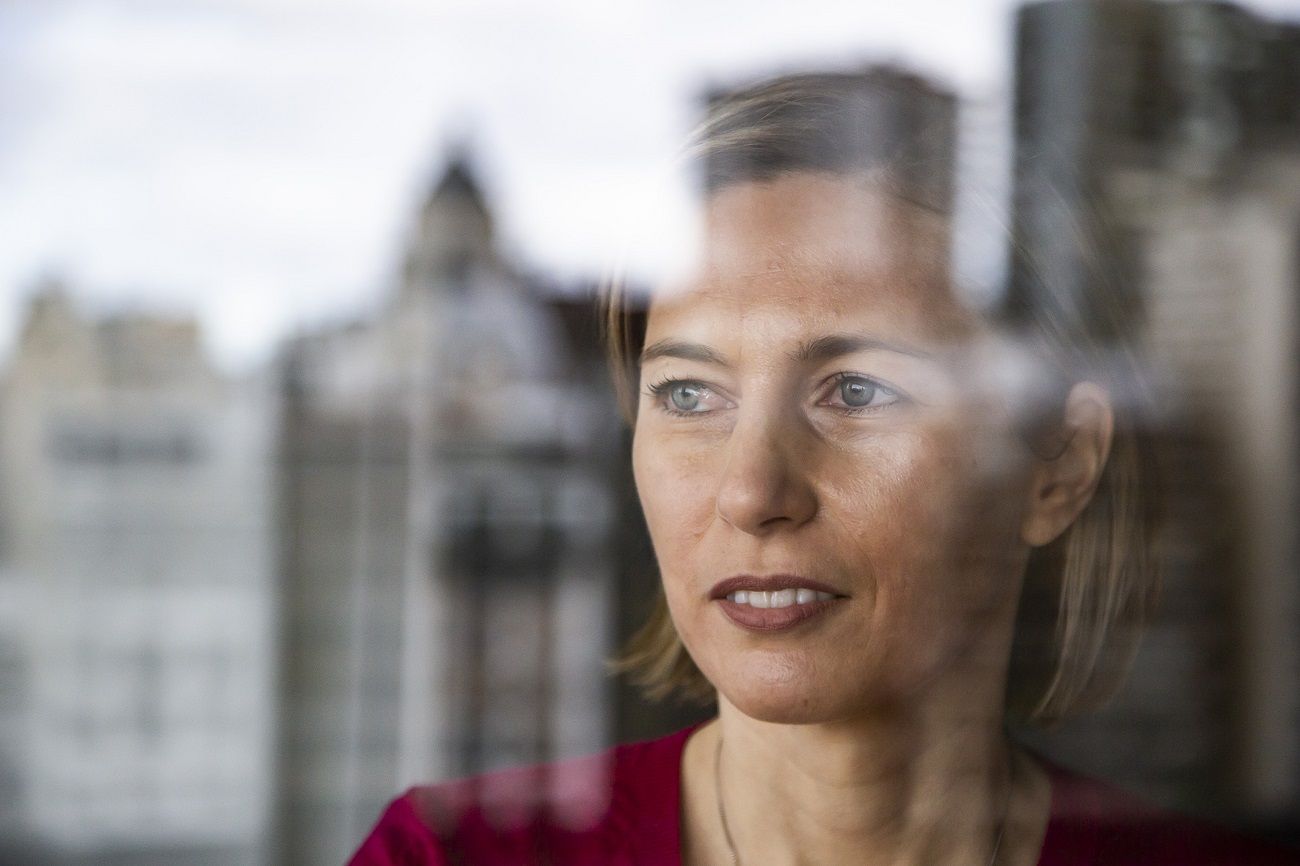 La empresaria argentina Carolina Castro, en su despacho en Buenos Aires, el 18 de junio de 2021. LEO VACA