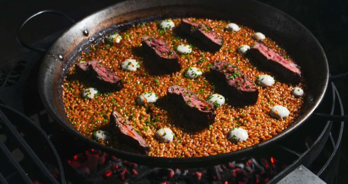 La paella perfecta de Pedro Barguero en el restaurante Costa 7070. CORTESÍA La paella perfecta de Pedro Barguero en el restaurante Costa 7070. CORTESÍA