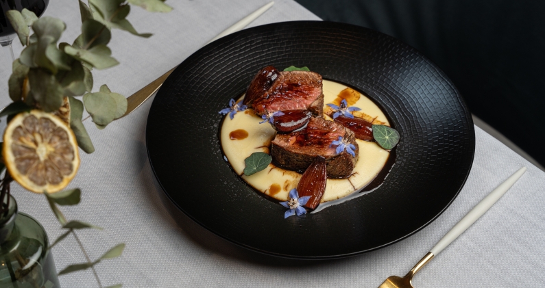 El Almanac Barcelona presenta menús que combinan tradición y mirada contemporánea. MÉSQHOTELS