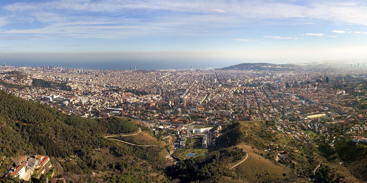 El área metropolitana de Barcelona, donde el nuevo plan urbanístico metropolitano definirá el modelo de crecimiento hasta 2050. AMB