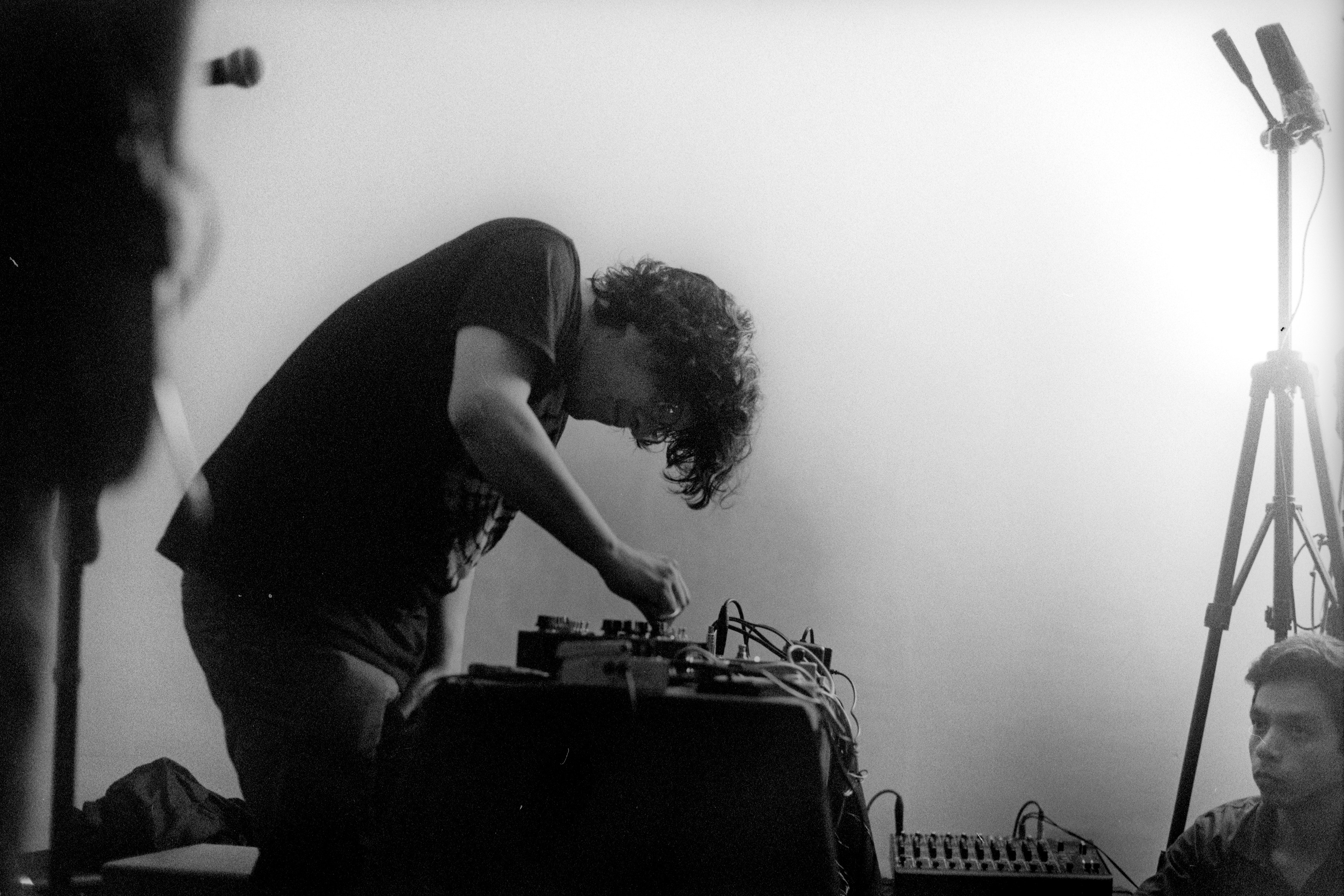 Luis Alvarado lanzó a comienzos de los 2000 el fanzine Autobús, antecedente directo de Buh Records. RAÚL GARCÍA