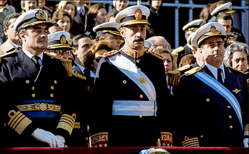 Jorge Rafael Videla encabeza un desfile militar en Buenos Aires en 1978. GOBIERNO DE ARGENTINA