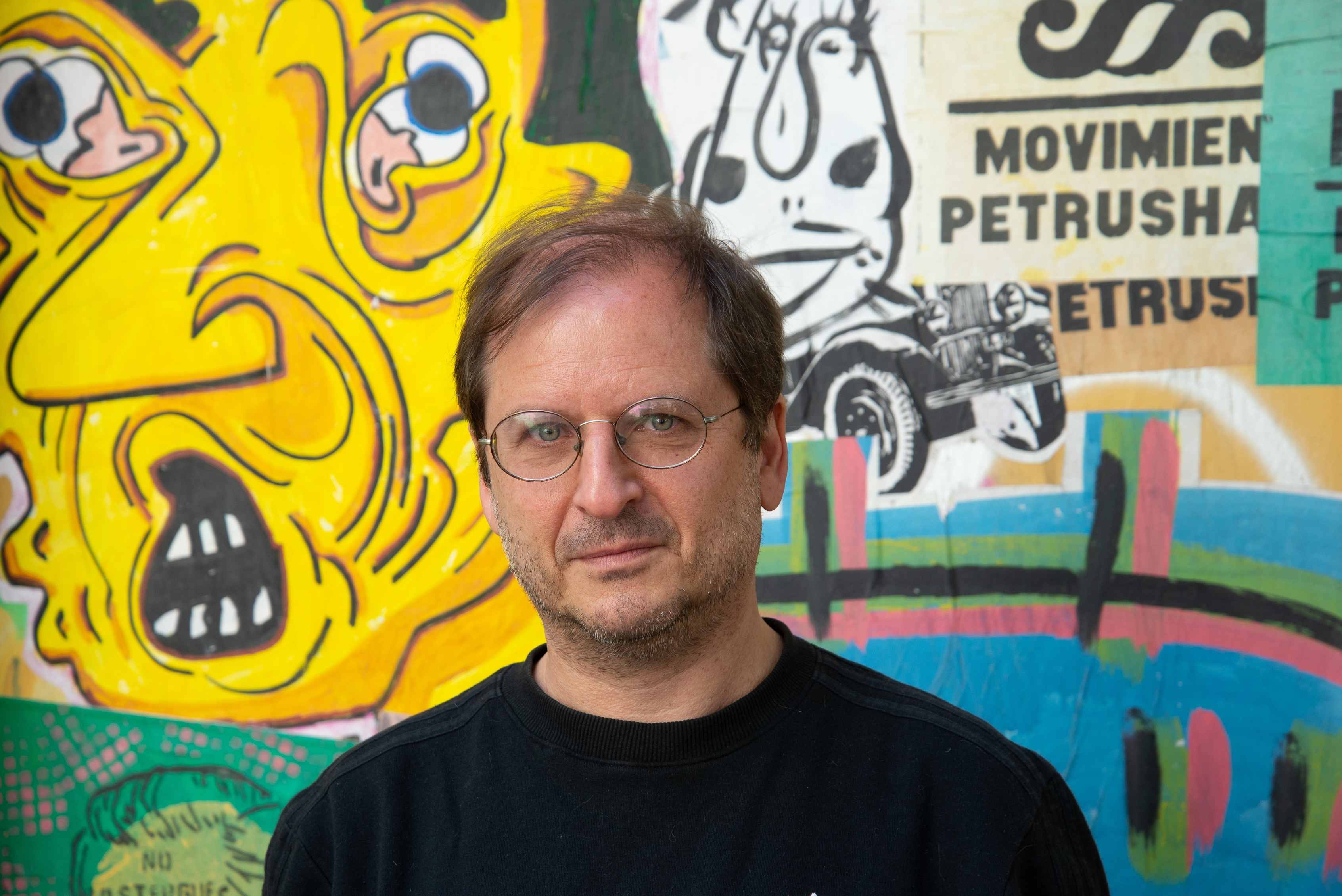 En Argentinos, ¡a las cosas!, Martín Kohan convierte objetos, imágenes y mitos argentinos en materia de lectura crítica. CORTESÍA