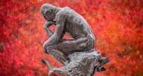 Una réplica en bronce de 'El pensador', de Auguste Rodin, frente al Museo de Arte de Cleveland, símbolo de la reflexión y la sensibilidad. ERIK DROST