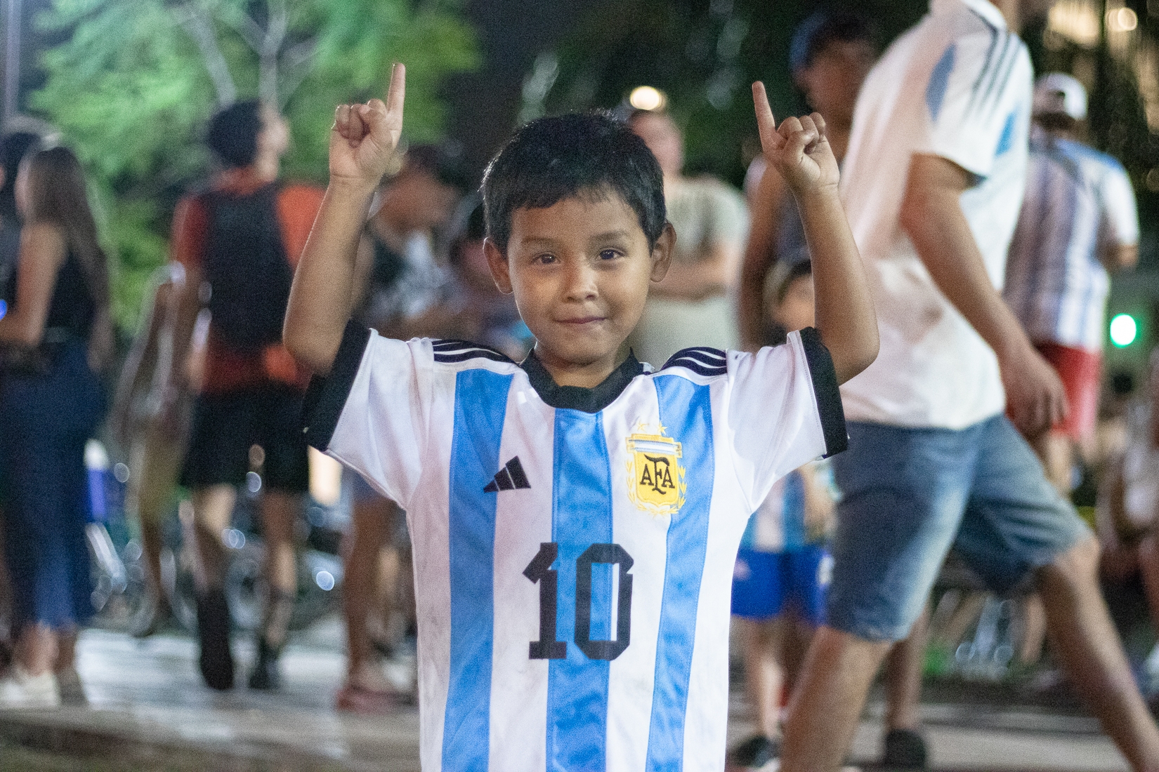 Festejos en Santa Fe tras el triunfo en semifinales contra Croacia por la clasificación de Argentina a la final del mundial de Qatar 2022. BERNA GAITÁN OTARÁN
