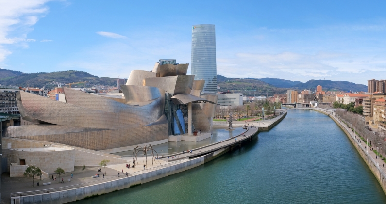 El Guggenheim convirtió a Bilbao en uno de los grandes símbolos de la España cultural y contemporánea. KALLERNA El Guggenheim convirtió a Bilbao en uno de los grandes símbolos de la España cultural y contemporánea. KALLERNA