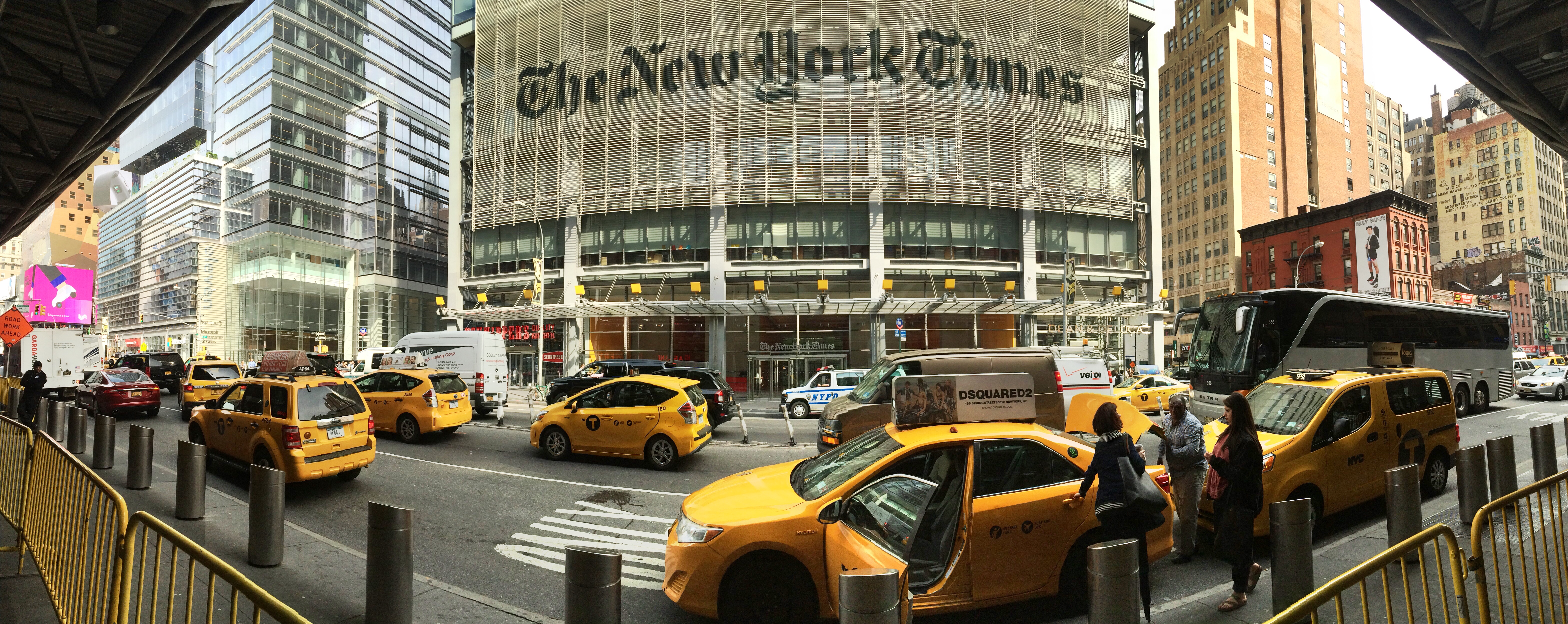Sede de The New York Times en Nueva York, inaugurada en 2007 y situada en la Octava Avenida. STEPHANIE KRAUS / CC Sede de The New York Times en Nueva York, inaugurada en 2007 y situada en la Octava Avenida. STEPHANIE KRAUS / CC