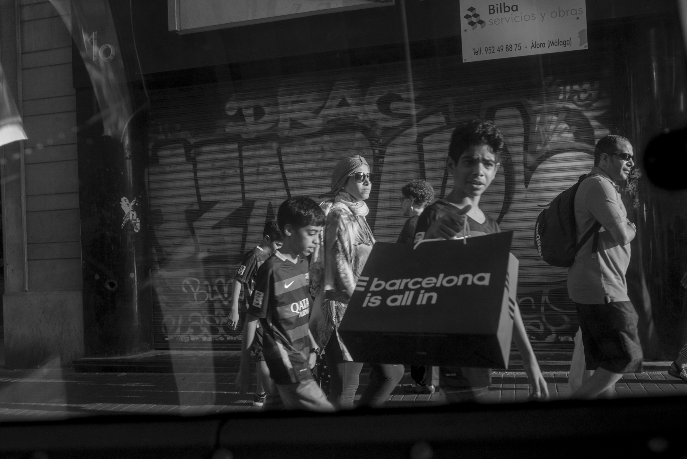 La Barcelona de hoy convive con la que Zafón dejó en la imaginación de sus lectores. JESÚS VISAUTA La Barcelona de hoy convive con la que Zafón dejó en la imaginación de sus lectores. JESÚS VISAUTA