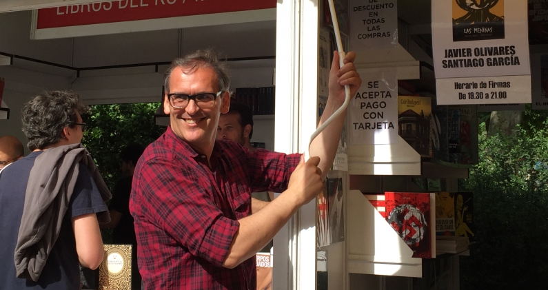 Javier Zalbidegoitia, cofundador de Astiberri, en la Feria del Libro de Madrid. CORTESÍA