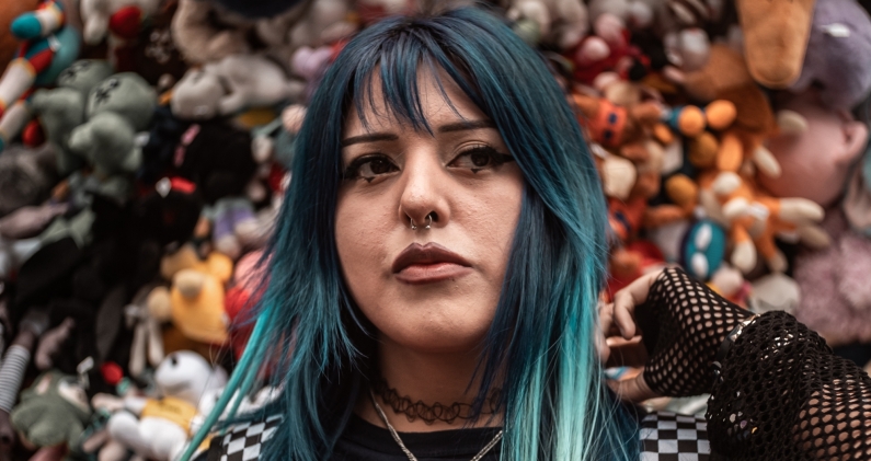 Cielo, de 31 años, es profesora de arte y dirige Farmeadores de Aura Oficial, el colectivo que organiza las batallas en Buenos Aires. DF Cielo, de 31 años, es profesora de arte y dirige Farmeadores de Aura Oficial, el colectivo que organiza las batallas en Buenos Aires. DF