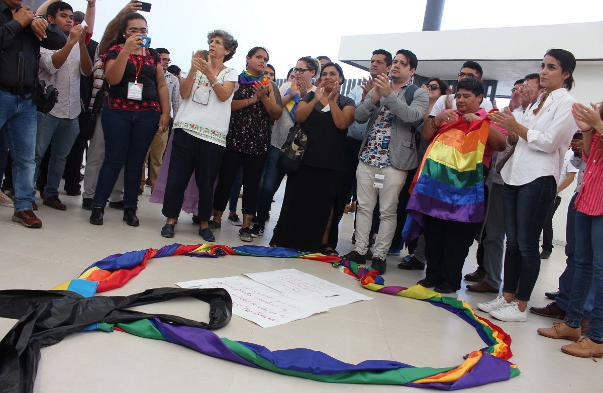 Acto del colectivo LGTB con motivo de la votación en 2019 del matrimonio igualitario en el Congreso de Yucatán. LILIA BALAM Acto del colectivo LGTB con motivo de la votación en 2019 del matrimonio igualitario en el Congreso de Yucatán. LILIA BALAM