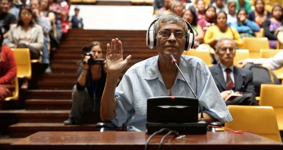 El periodista guatemalteco Elías Barahona, en un fotograma del documental 'El silencio del Topo', de Anaïs Taracena. ASOMBRO PRODUCCIONES