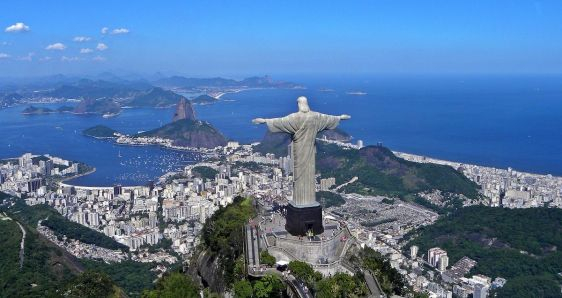 El Cristo Redentor del cerro Corcovado, símbolo de Río de Janeiro y de Brasil que cumple 90 años. ARTYOM SHARBATYAN CC BY SA 30