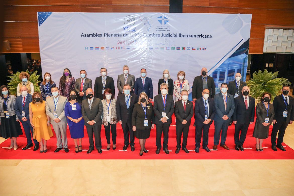 Los participantes de la XX Cumbre Judicial Iberoamericana, celebrada en Panamá. ARCHIVO