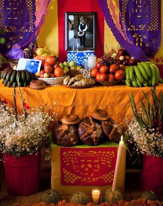 Altar de muertos tradicional en Mipa Alta, México. FLICKR/ENEAS CC BY 2.0