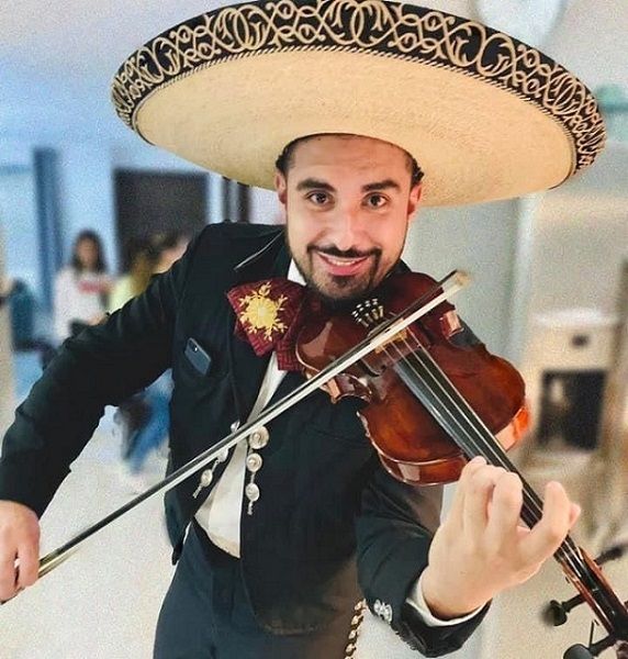 El mariachi mexicano Pablo Uribe. CORTESÍA El mariachi mexicano Pablo Uribe. CORTESÍA