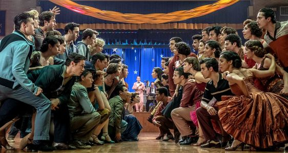 Escena del 'remake' de 'West Side Story' dirigido por Steven Spielberg. NIKO TAVERNISE/20TH CENTURY STUDIOS