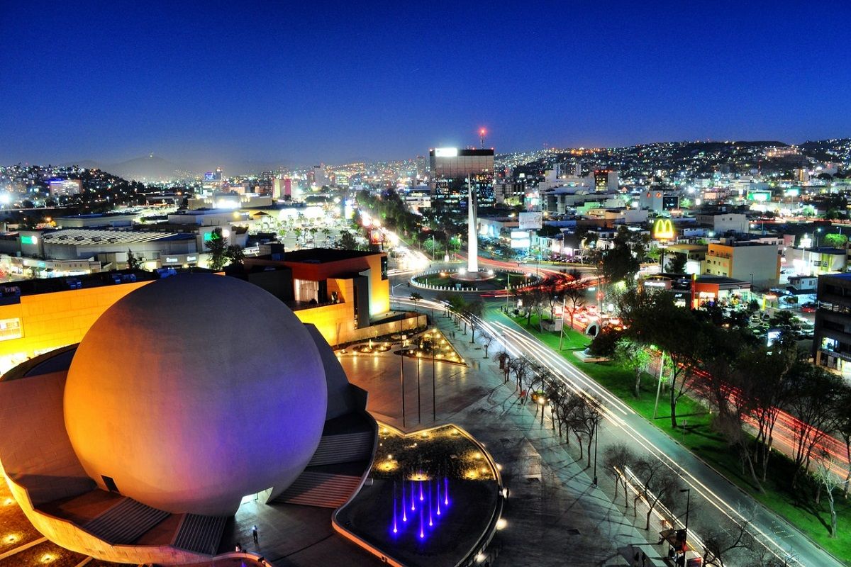 Vista nocturna de la ciudad de Tijuana. PEXELS/VICTOR ROQUE