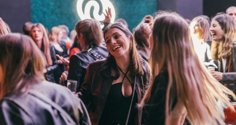 La app de citas Inner Circle te ofrece citas de alta calidad en la vida real. La app de citas Inner Circle te ofrece citas de alta calidad en la vida real.