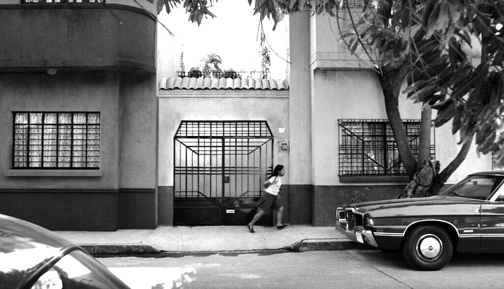 Fotograma de la película 'Roma', de Alfonso Cuarón. NETFLIX Fotograma de la película 'Roma', de Alfonso Cuarón. NETFLIX