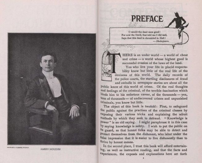 Páginas del libro 'La manera correcta de hacer cosas malas', de Houdini. FUNDACIÓN JUAN MARCH Páginas del libro 'La manera correcta de hacer cosas malas', de Houdini. FUNDACIÓN JUAN MARCH