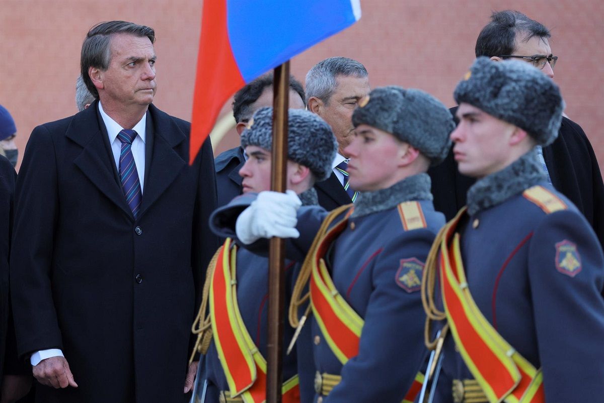 El presidente de Brasil, Jair Bolsonaro, en Moscú, el 16 de febrero de 2022. EFE/MAXIM SHEMETOV/KREMLIN POOL El presidente de Brasil, Jair Bolsonaro, en Moscú, el 16 de febrero de 2022. EFE/MAXIM SHEMETOV/KREMLIN POOL