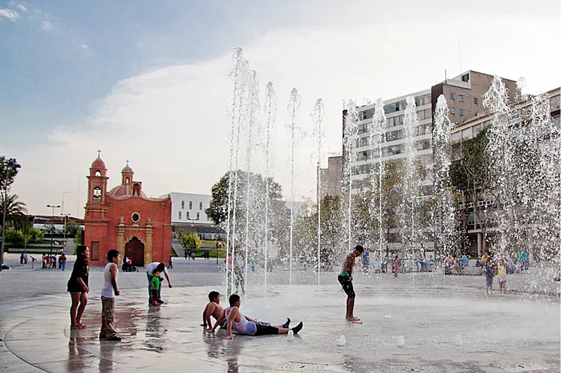 La plaza Tlaxcoaque, en Ciudad de México. ESTUDIO FELIPE LEAL