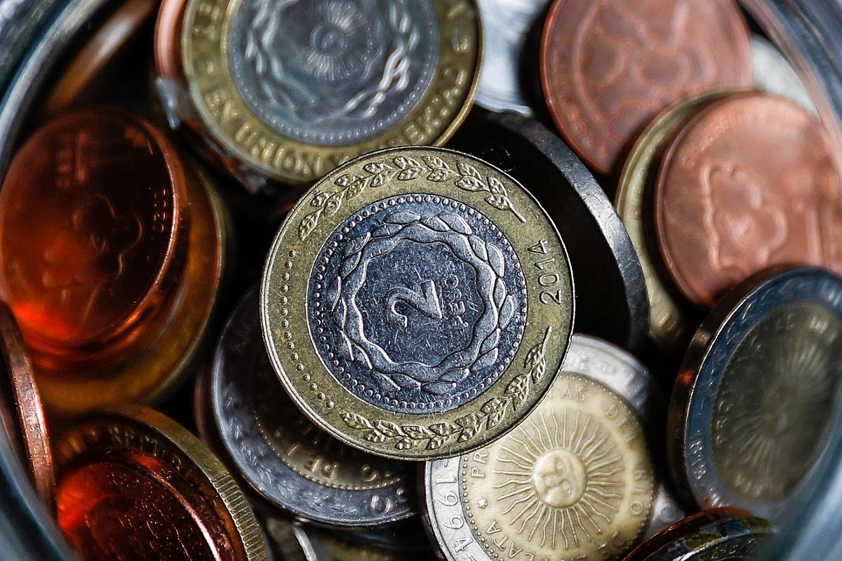El peso argentino, una moneda que pierde valor por culpa de la inflación. EFE/JUAN IGNACIO RONCORONI El peso argentino, una moneda que pierde valor por culpa de la inflación. EFE/JUAN IGNACIO RONCORONI