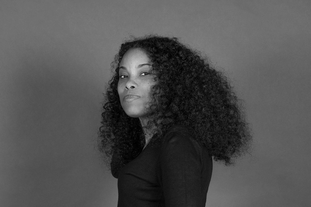 La escritora y periodista cultural dominicana Sorayda Peguero Isaac, autora de 'Por aquí pasó una luciérnaga'. La escritora y periodista cultural dominicana Sorayda Peguero Isaac, autora de 'Por aquí pasó una luciérnaga'.