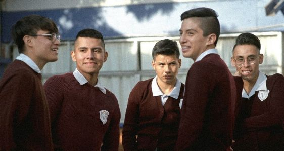 Fotograma de 'A quien cierra los ojos', película de Ana Díez ambientada en un instituto de la élite mexicana. REFLEKTO KREATIVO