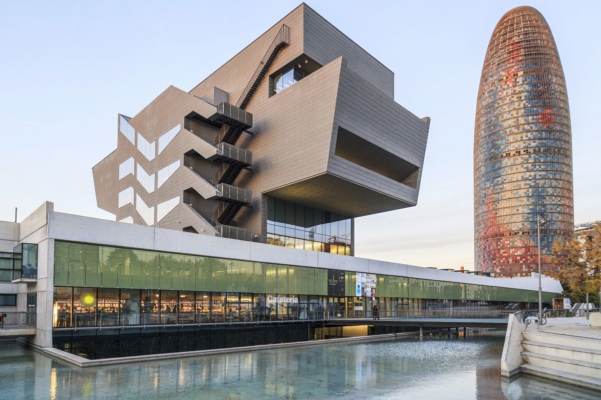 El Disseny Hub y la Torre Glòries, en el distrito 22@ de Barcelona. SHUTTERSTOCK El Disseny Hub y la Torre Glòries, en el distrito 22@ de Barcelona. SHUTTERSTOCK