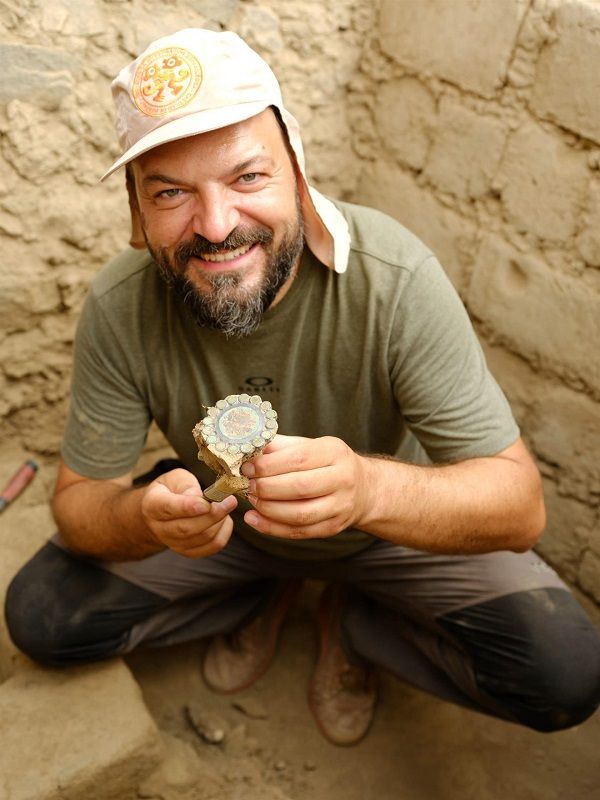 El arqueólogo polaco Milosz Giersz, en las excavaciones del Castillo de Huarmey, Perú. EFE/ANTAMINA