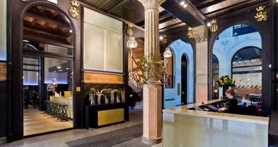 Recepción del Hotel España de Barcelona, un lugar lleno de historia. TURISME DE BARCELONA