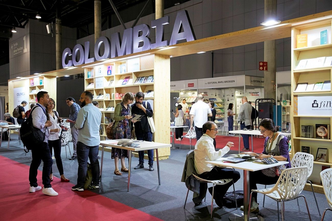 El expositor de Colombia en la feria Liber 2022, celebrada en el recinto Gran Via de Fira de Barcelona.