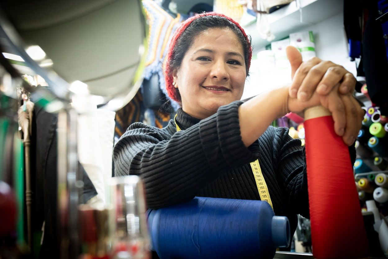 La AMB apoya con sus proyectos a las mujeres, un colectivo que vive la desigualdad de forma agudizada. AMB La AMB apoya con sus proyectos a las mujeres, un colectivo que vive la desigualdad de forma agudizada. AMB