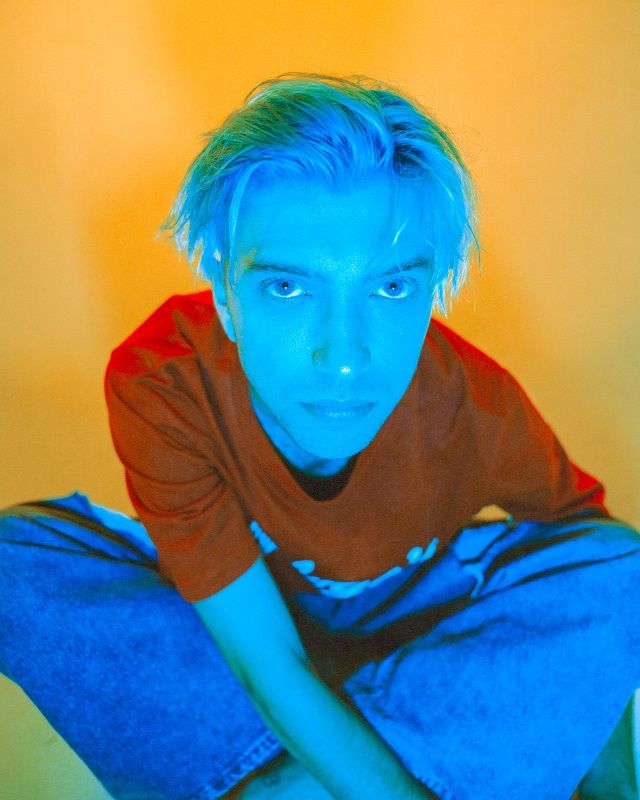 El cantante Bhavi, uno de los referentes de la escena trap argentina. LOLI LABOUREAU El cantante Bhavi, uno de los referentes de la escena trap argentina. LOLI LABOUREAU