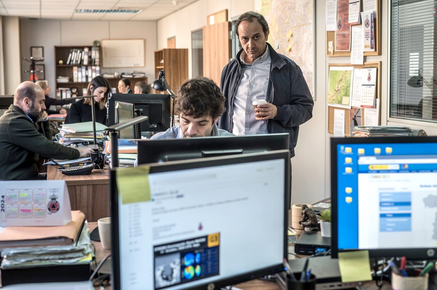 Fotograma de 'Negación', el capítulo de la serie 'Apagón' dirigido por Rodrigo Sorogoyen. MOVISTAR + Fotograma de 'Negación', el capítulo de la serie 'Apagón' dirigido por Rodrigo Sorogoyen. MOVISTAR +