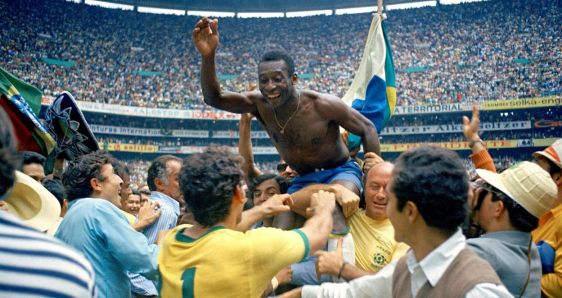 Pelé, tras ganar el Mundial de México con Brasil, el 21 de junio de 1970. ALESSANDRO SABATTINI