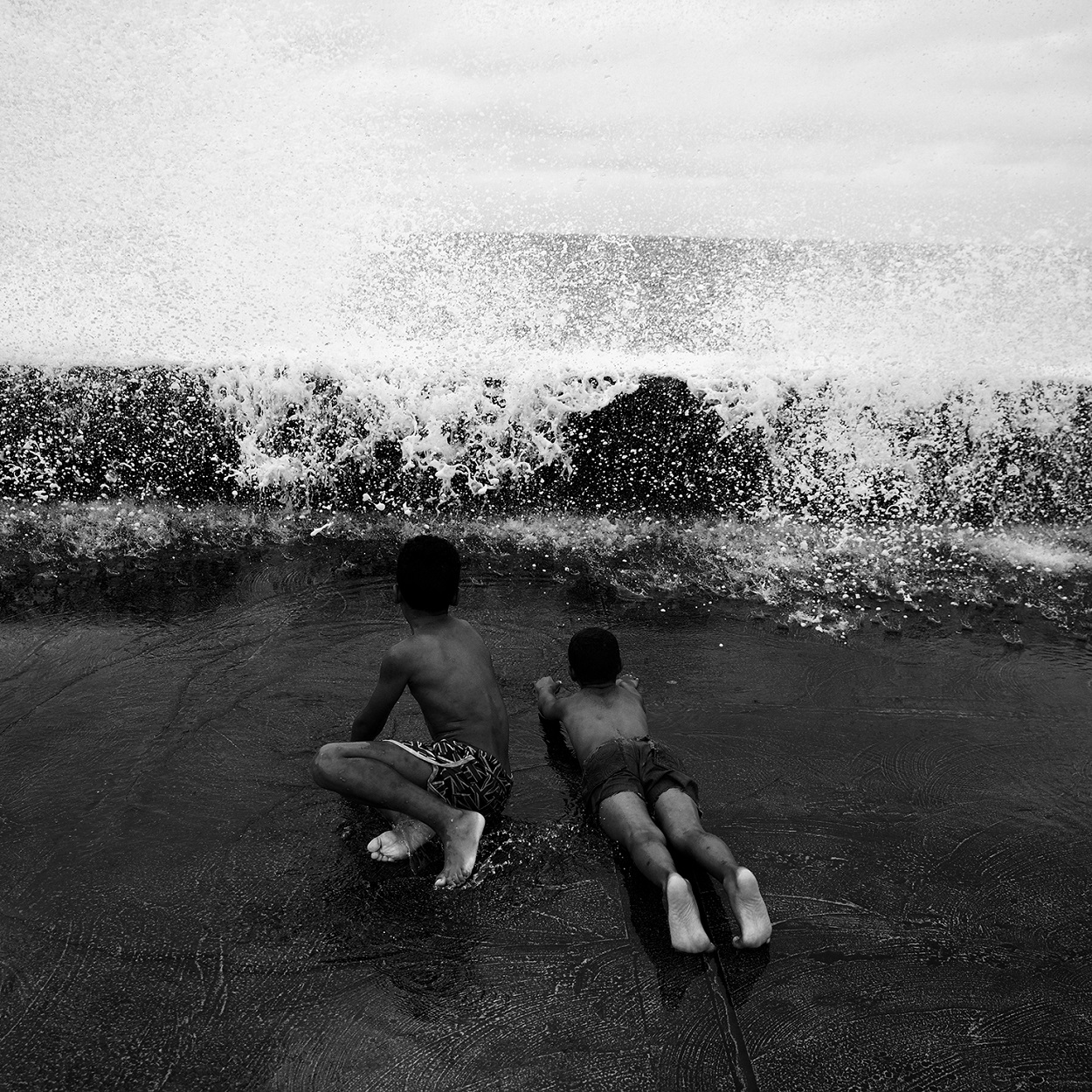 'Olas para jugar', fotografía de la serie 'Habáname'. GABRIEL GUERRA BIANCHINI