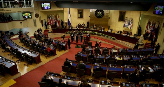 El Congreso de El Salvador, que ha aprobado una nueva prórroga del régimen de excepción en el país. EFE/RODRIGO SURA