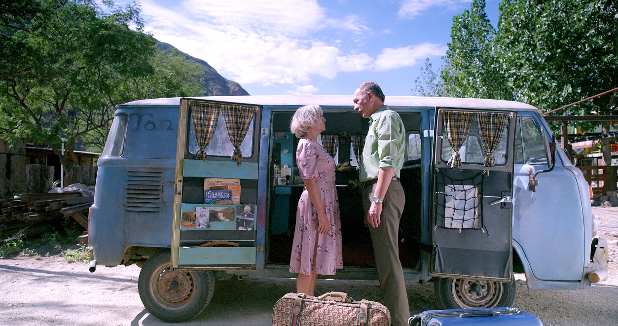 Mercedes Morán y Darío Grandinetti, en la película 'Empieza el baile', de Marina Seresesky. MERIDIONAL PRODUCCIONES