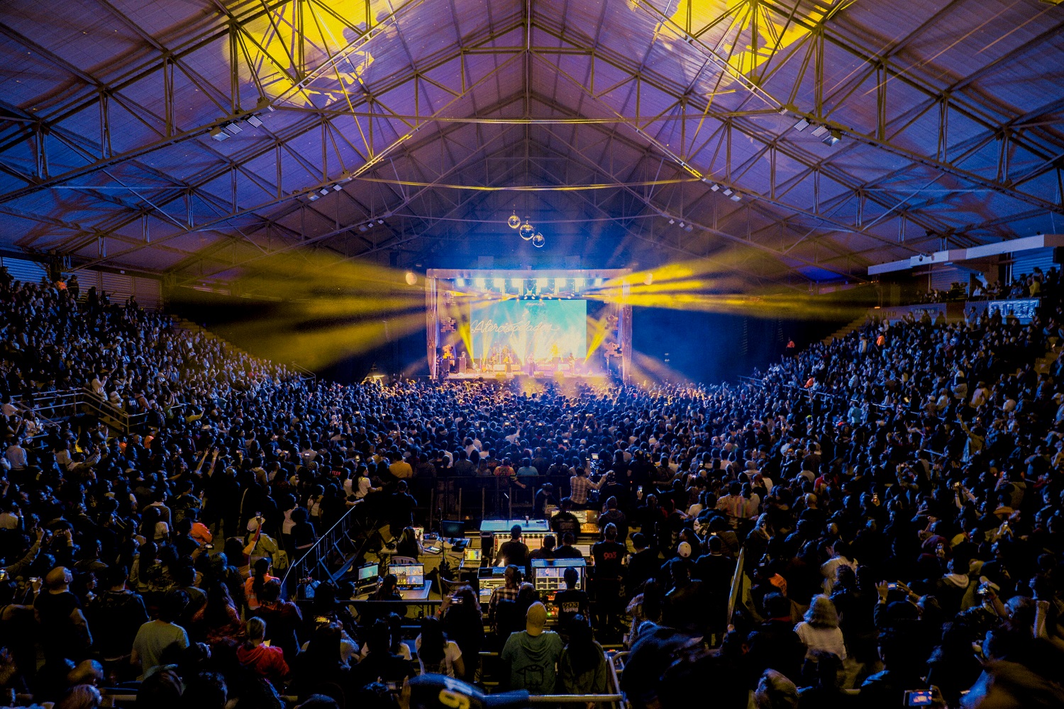 Concierto de Aterciopelados en el Palacio de los Deportes de Bogotá, Colombia, 22 de abril de 2023. MARÍA ALEJANDRA VILLAMIZAR (@MAVA.VILLAMIZAR)