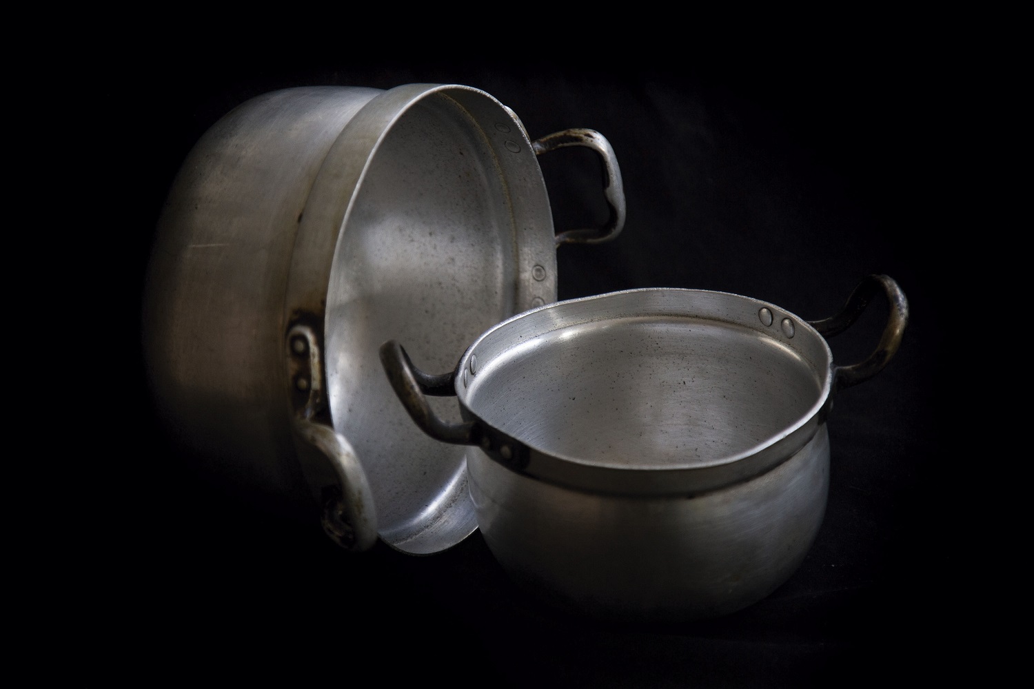Utensilios de cocina de Sara Laskier de Rus. Fotografía del libro 'Madres y Abuelas'. LEO VACA Utensilios de cocina de Sara Laskier de Rus. Fotografía del libro 'Madres y Abuelas'. LEO VACA
