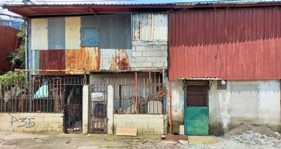 Casas en el barrio de Pueblo Nuevo, en San José, Costa Rica. LUIS BRUZÓN DELGADO