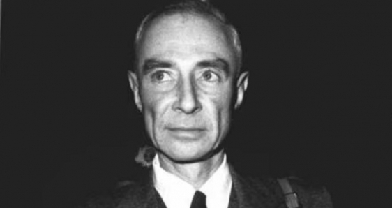 Robert Oppenheimer, el padre de la bomba atómica, en Perú, en 1962. ARCHIVO EL COMERCIO