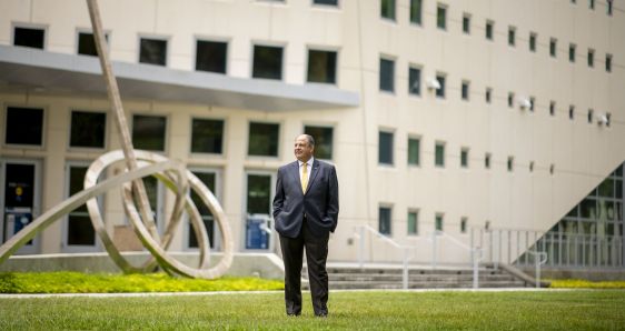 Luis Guillermo Solís, expresidente de Costa Rica, en la Florida International University, en Miami. FIU/MARGI RENTIS