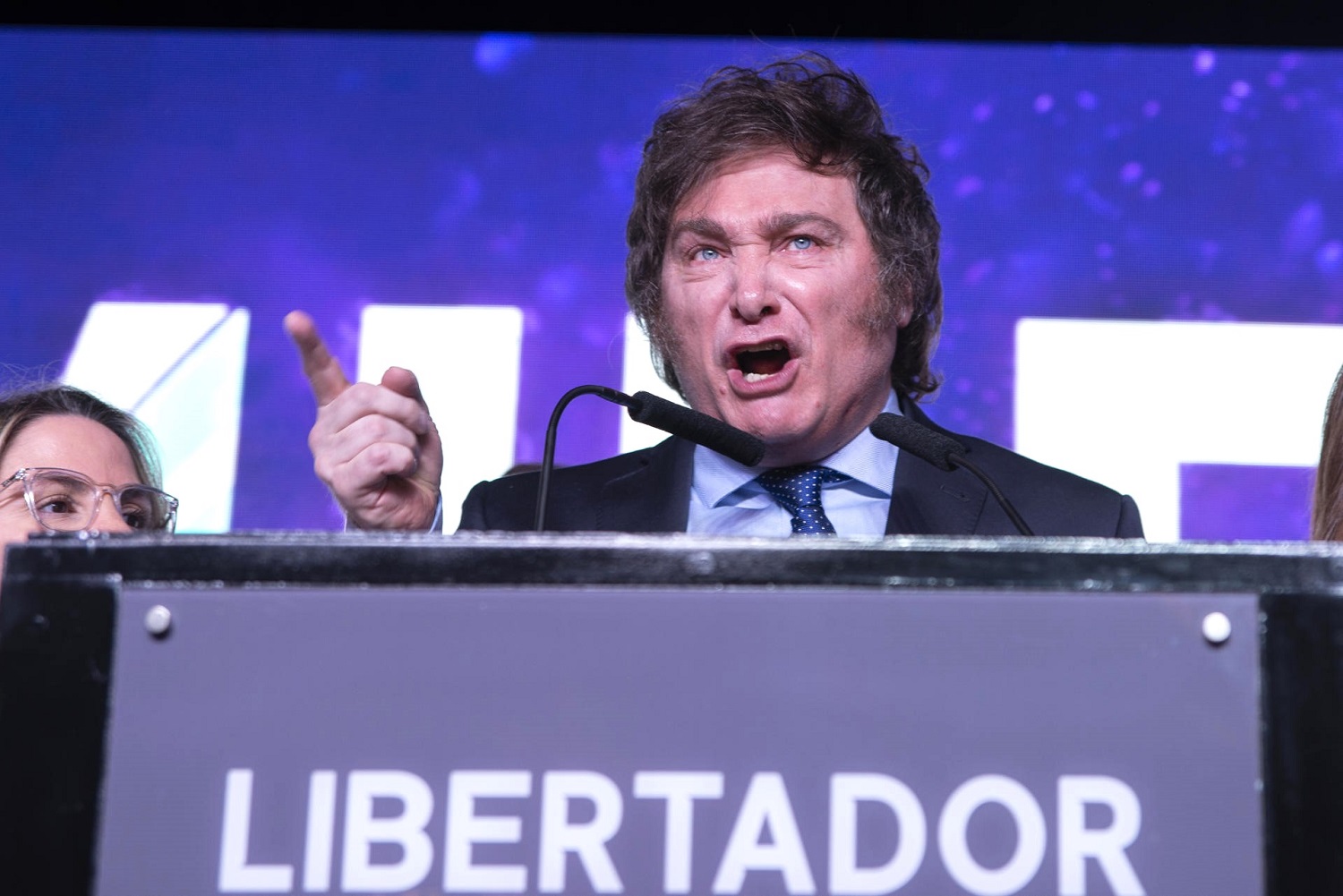 Javier Milei, en su discurso las elecciones primarias de Argentina, 13 de agosto de 2023. EFE/GALA ABRAMOVICH