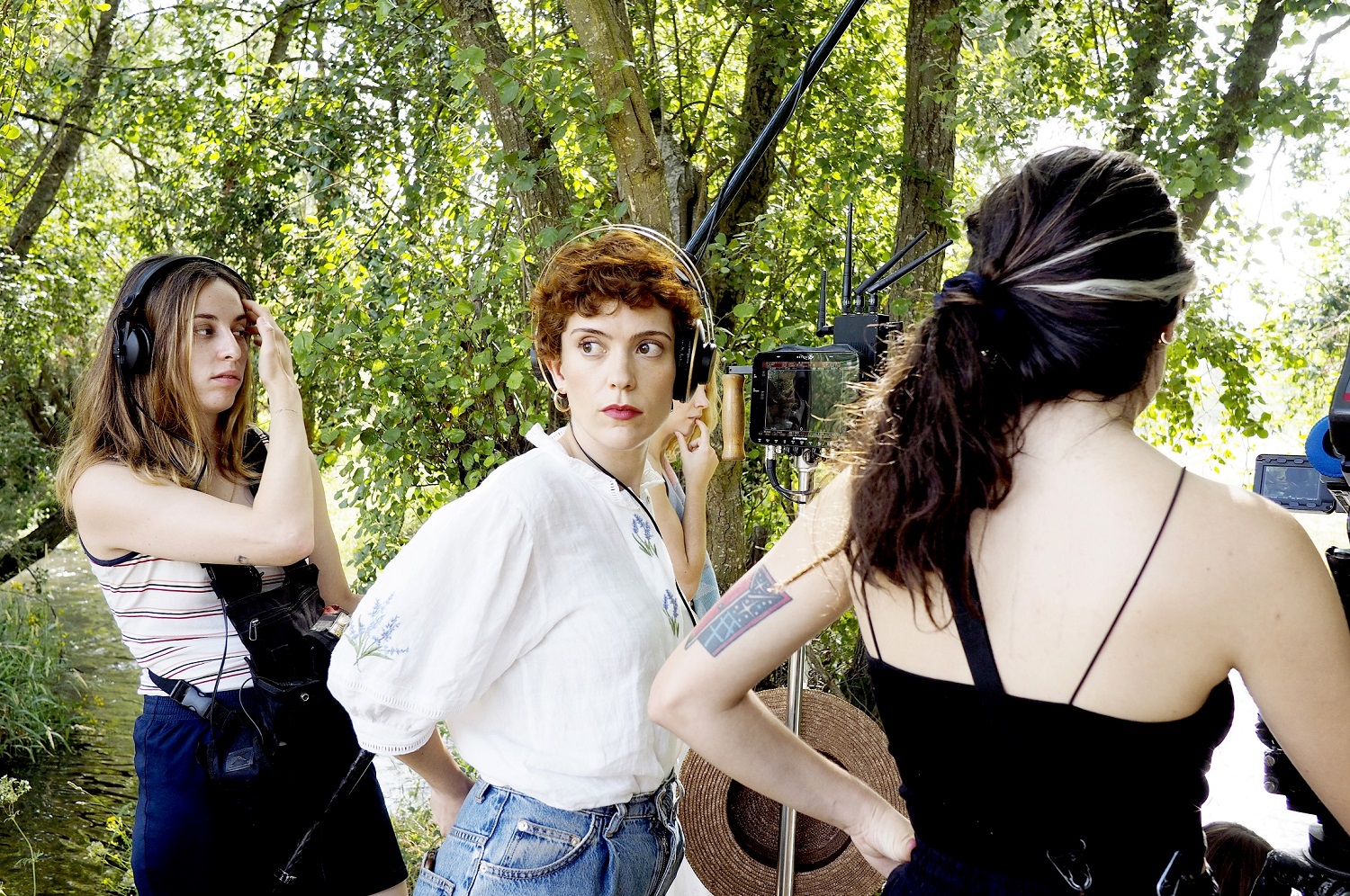 Itsaso Arana, en el rodaje de la película 'Las chicas están bien'. ELVIRA IRANZO Itsaso Arana, en el rodaje de la película 'Las chicas están bien'. ELVIRA IRANZO