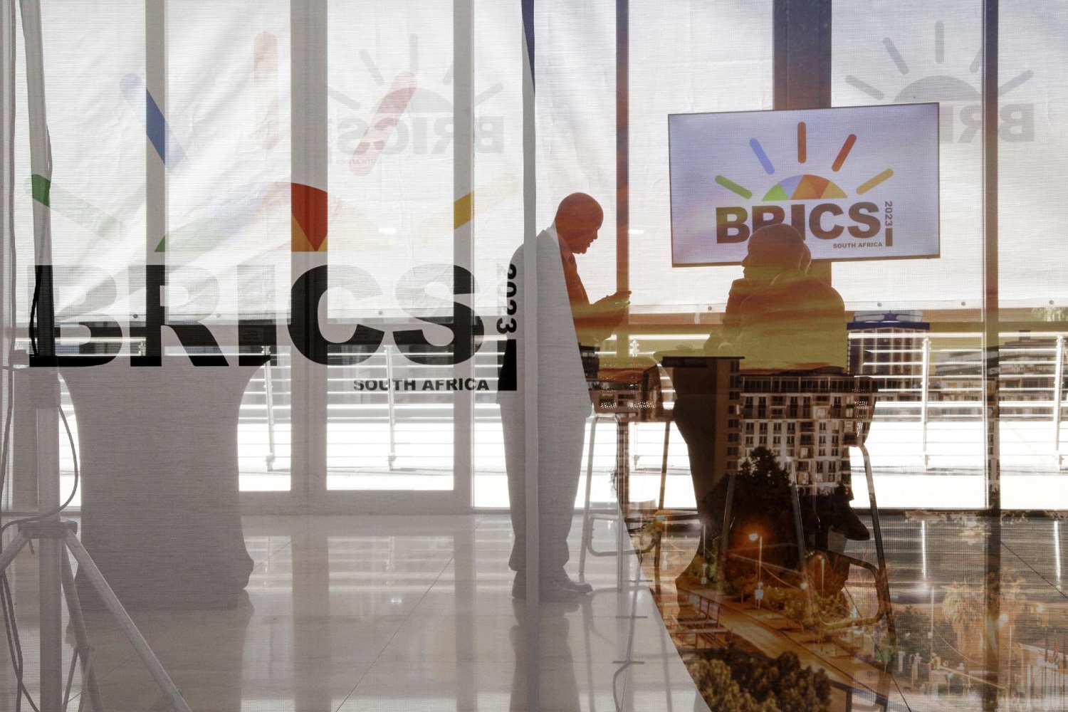 Centro de Convenciones Sandton en Johannesburgo, Sudáfrica, en la cumbre de los BRICS, 23 de agosto de 2023. EFE/EPA/GIANLUIGI GUERCIA