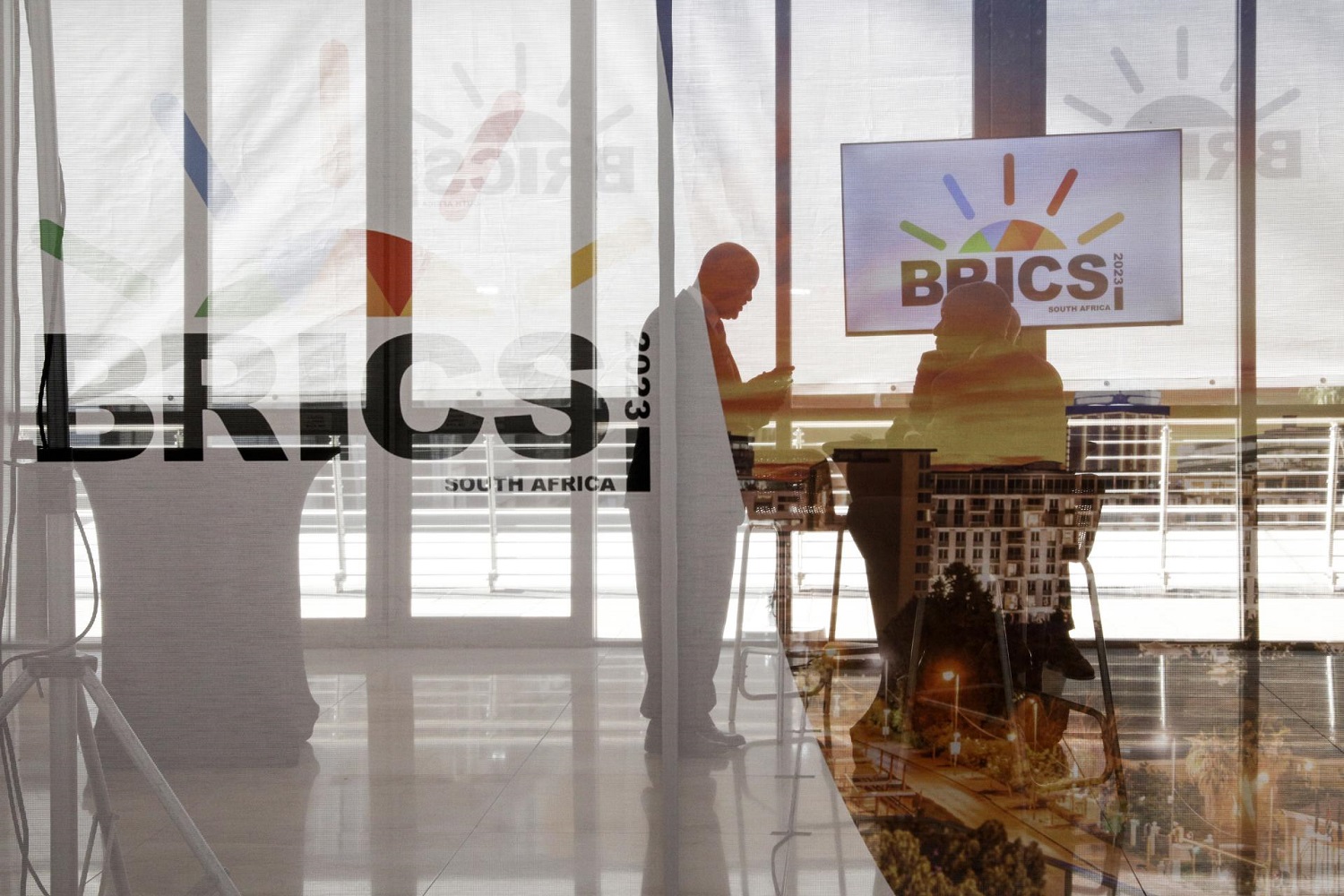 Centro de Convenciones Sandton en Johannesburgo, Sudáfrica, en la cumbre de los BRICS, 23 de agosto de 2023. EFE/EPA/GIANLUIGI GUERCIA Centro de Convenciones Sandton en Johannesburgo, Sudáfrica, en la cumbre de los BRICS, 23 de agosto de 2023. EFE/EPA/GIANLUIGI GUERCIA